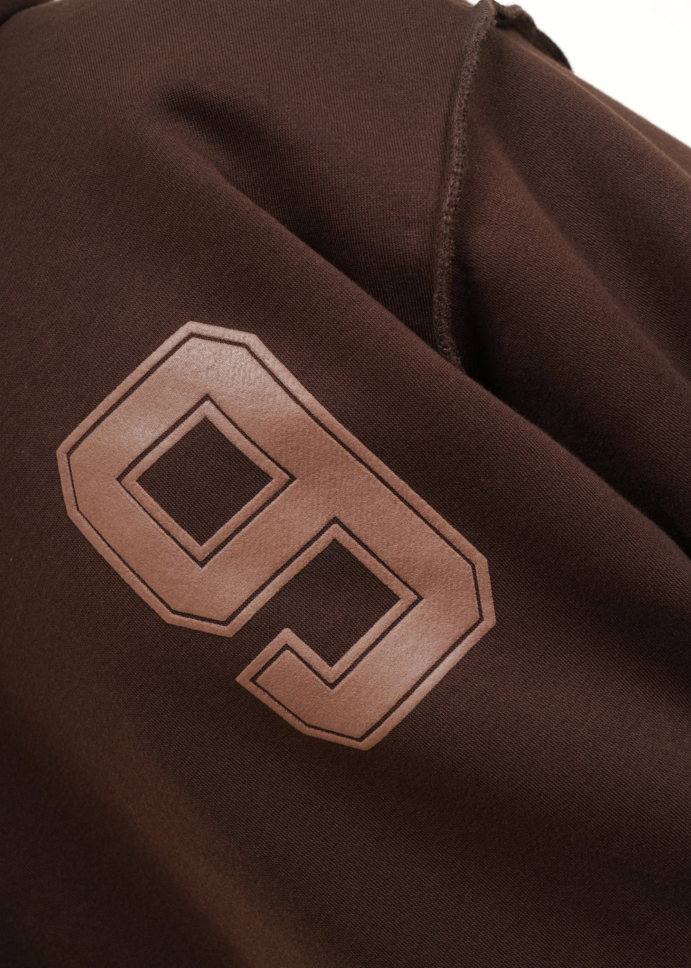 ESSENTIAL CROPPED HOOD - COFFEE