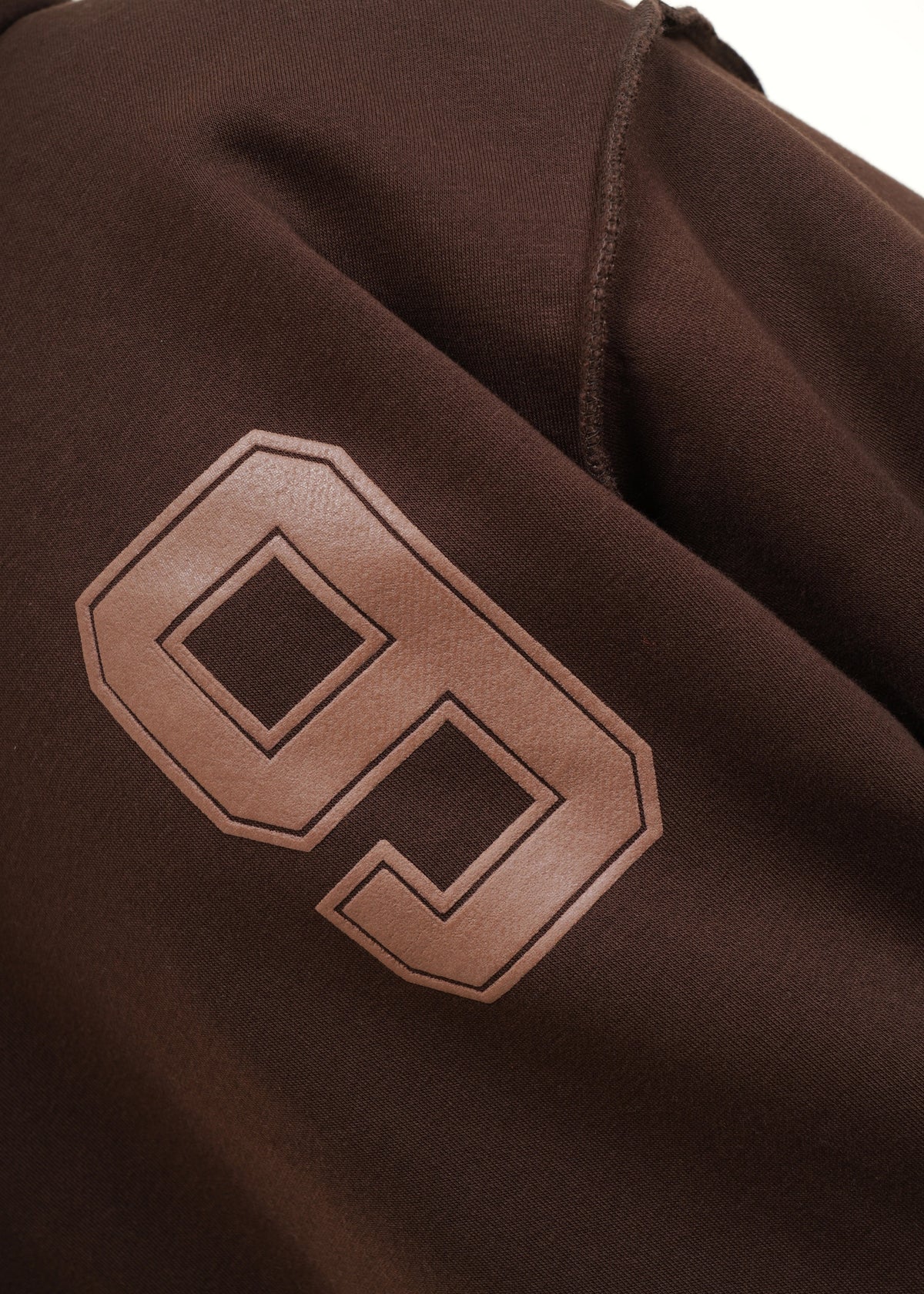 ESSENTIAL CROPPED HOOD - COFFEE