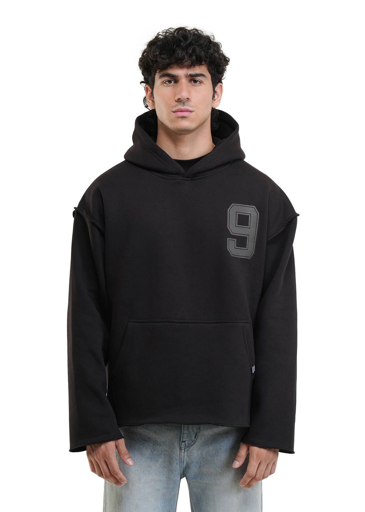 ESSENTIAL CROPPED HOOD - BLACK