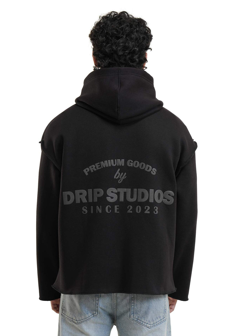 ESSENTIAL CROPPED HOOD - BLACK