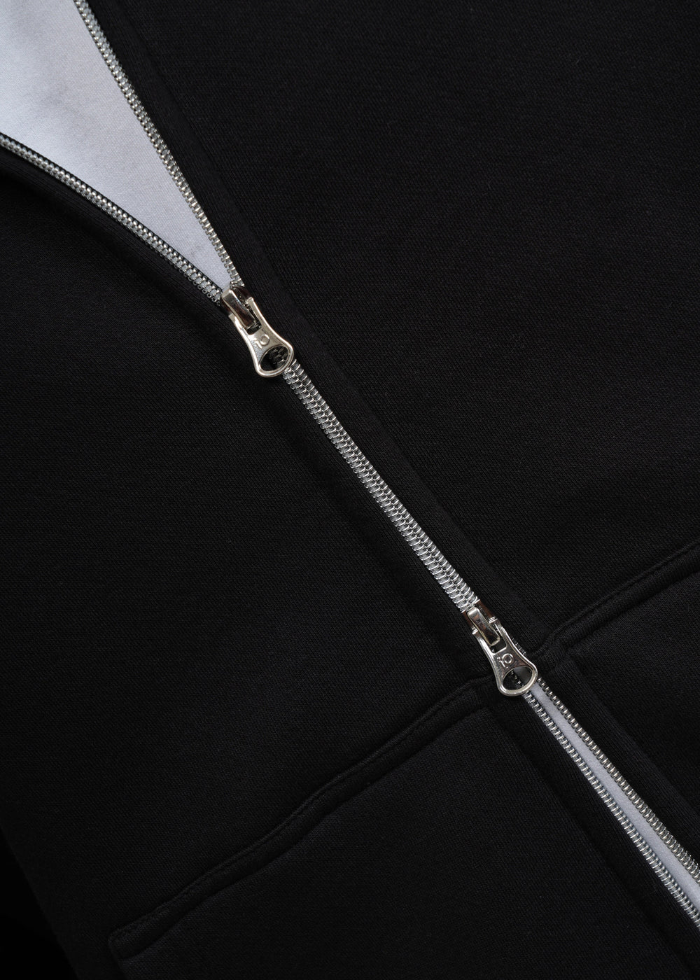 RULESBREAKER HOODIE