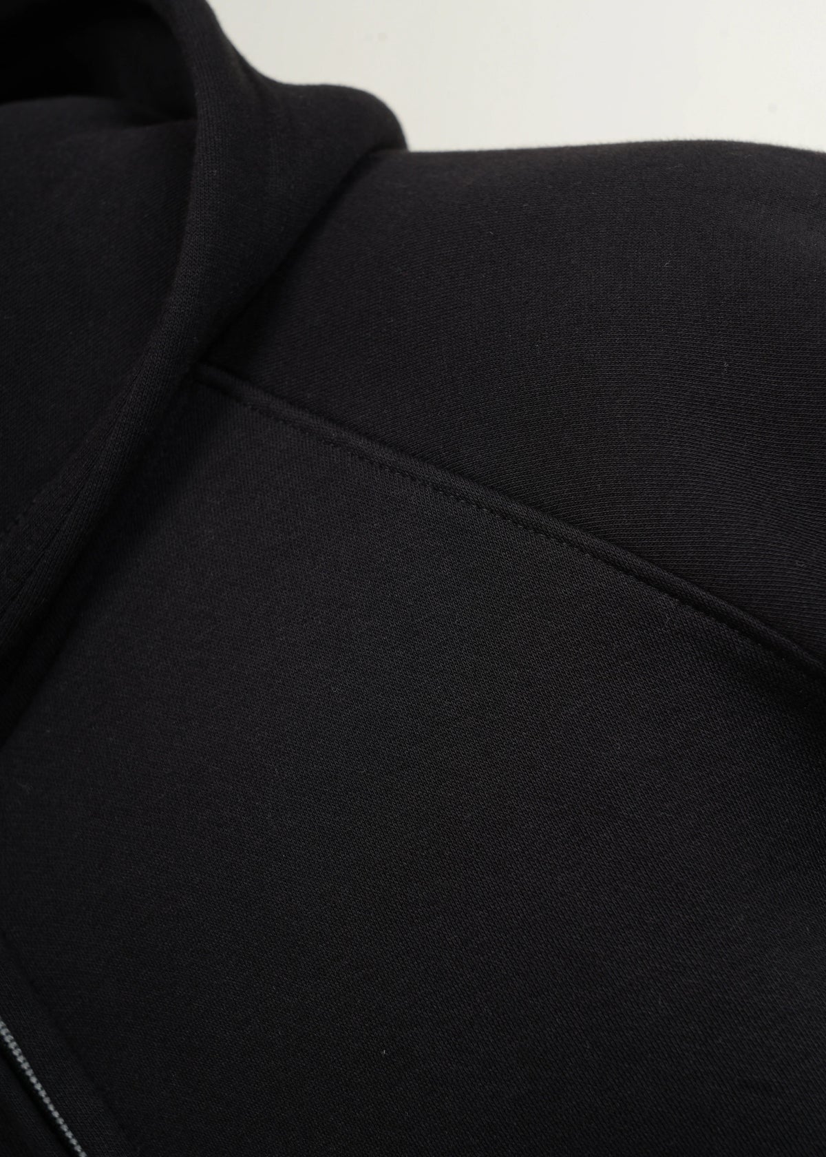 RULESBREAKER HOODIE